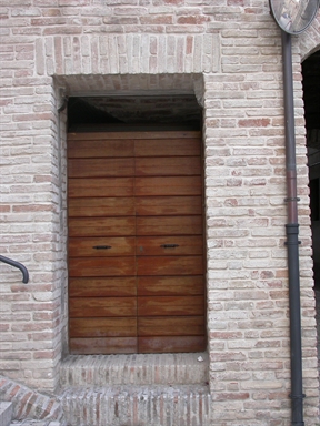 Casa a schiera di testata